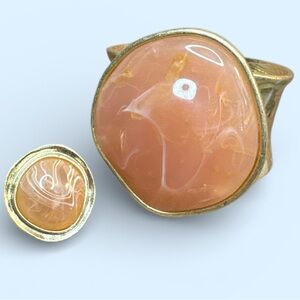 Elegant Gold and Peach Acrylic Clamper Bracelet with Matching Ring Set